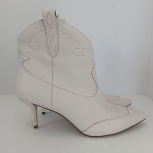 JESSICA SIMPSON Nelda Cream/Off White Leather Western Style Ankle Boot Size 9M